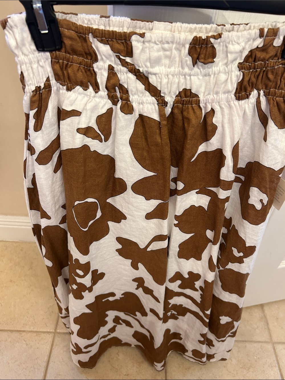 Magaschoni White and Brown Floral skirt-M
